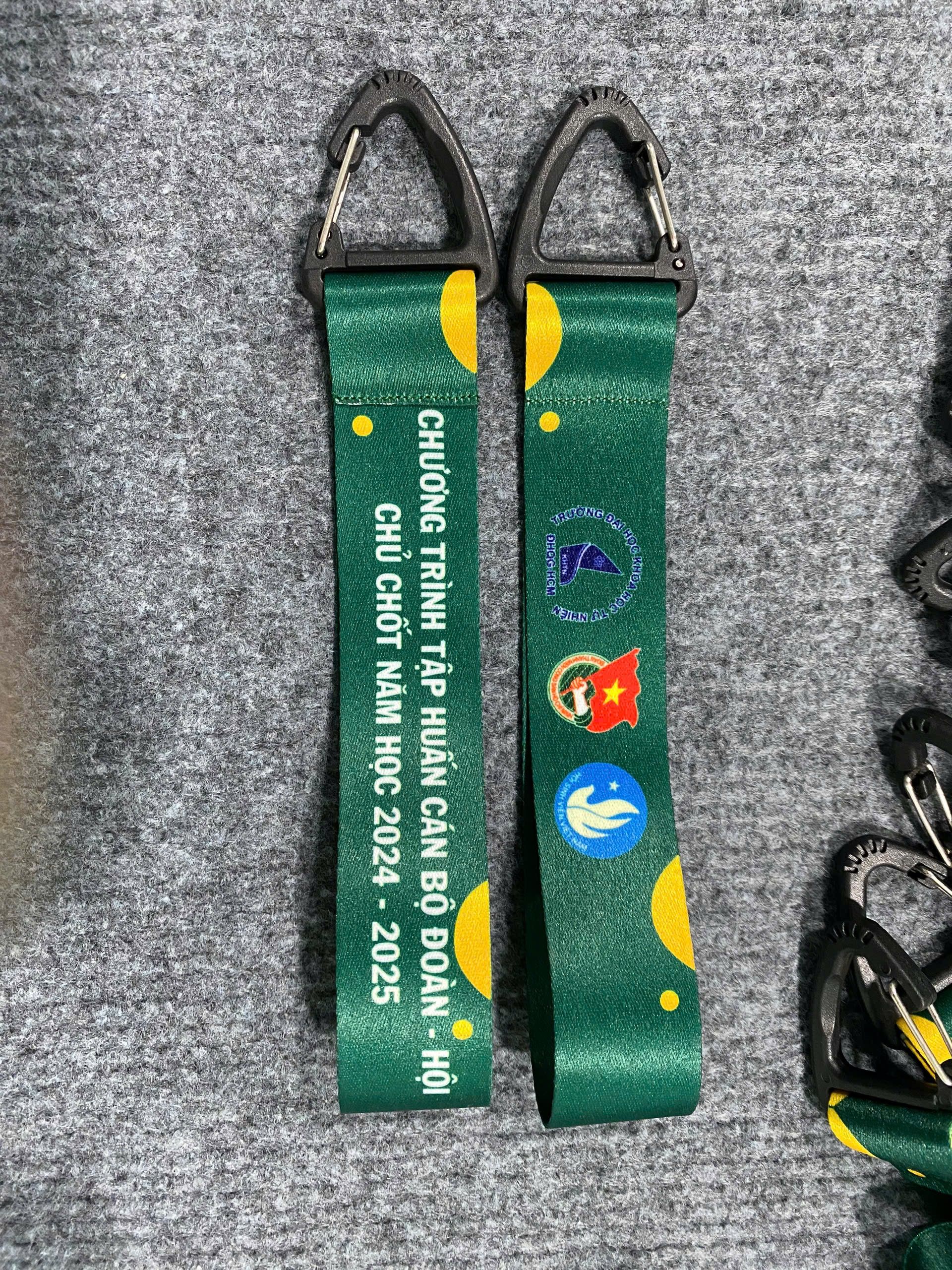 DÂY MÓC KHOÁ 02 1 z6871757058345 5c126b8935dba8a94f463b40ee2045fe