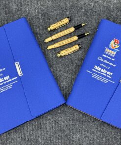 z6871770011797 b59f7bda4ce834e0624bb7ba4ecba67a