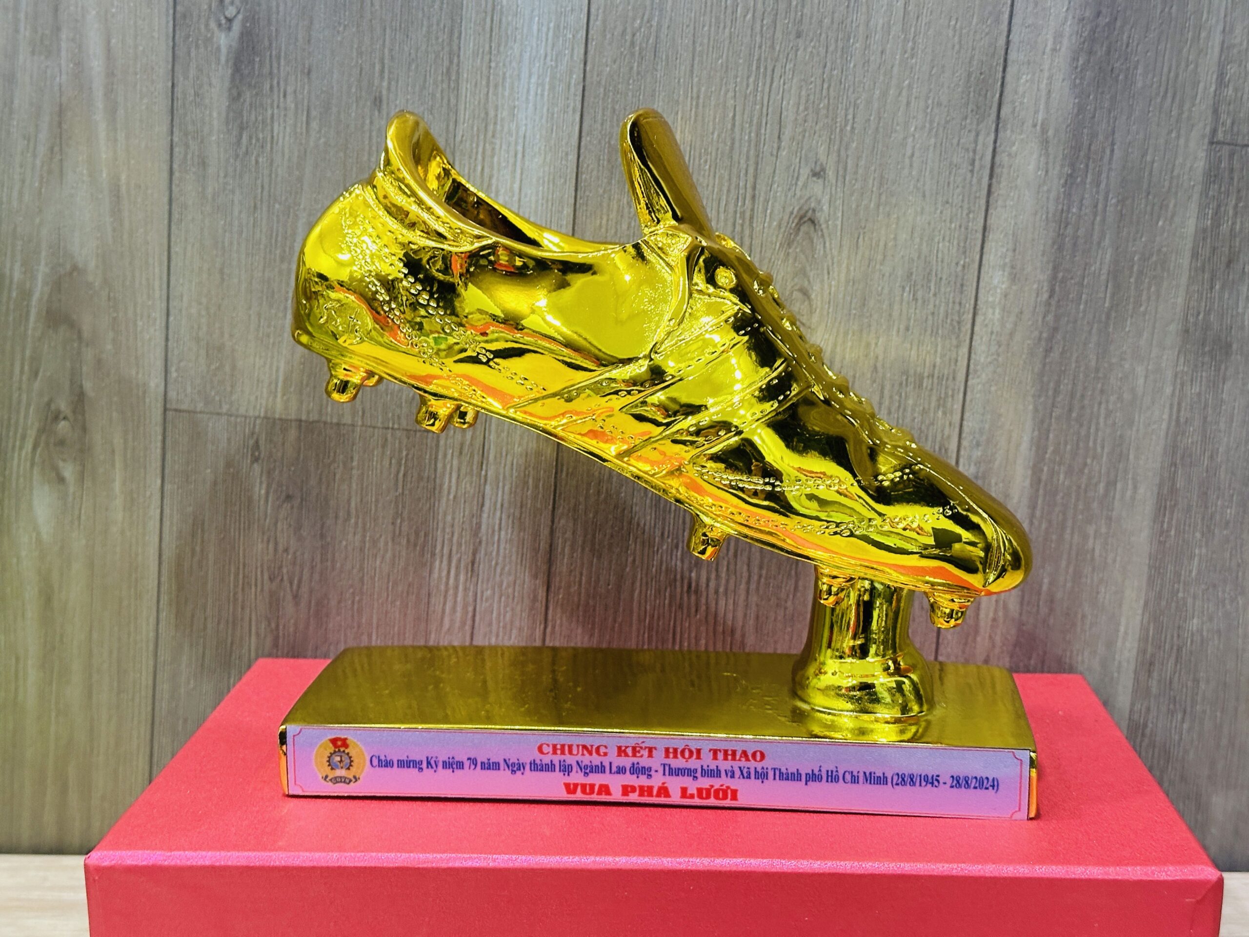 CÚP THỂ THAO 18 3 z6871793698771 488707b6dde4ce7fdb9170300b437982 scaled