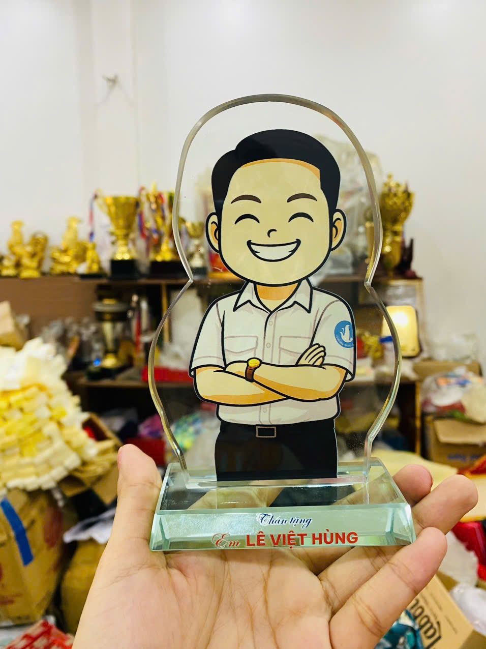 KỶ NIỆM CHƯƠNG CẮT THEO LOGO – THEO MẪU THIẾT KẾ RIÊNG 09 1 z6871824168766 1a9f6615f9cc7172c6556bfb5a4c98ca