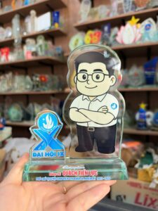 KỶ NIỆM CHƯƠNG CẮT THEO LOGO – THEO MẪU THIẾT KẾ RIÊNG 11 12 z6871824232003 fc977a6f9035b9d83be75e66aa5c4293