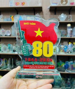 KỶ NIỆM CHƯƠNG CẮT THEO LOGO – THEO MẪU THIẾT KẾ RIÊNG 13 10 z6871824303405 aacbac361f06e547fe502e86602a60ef