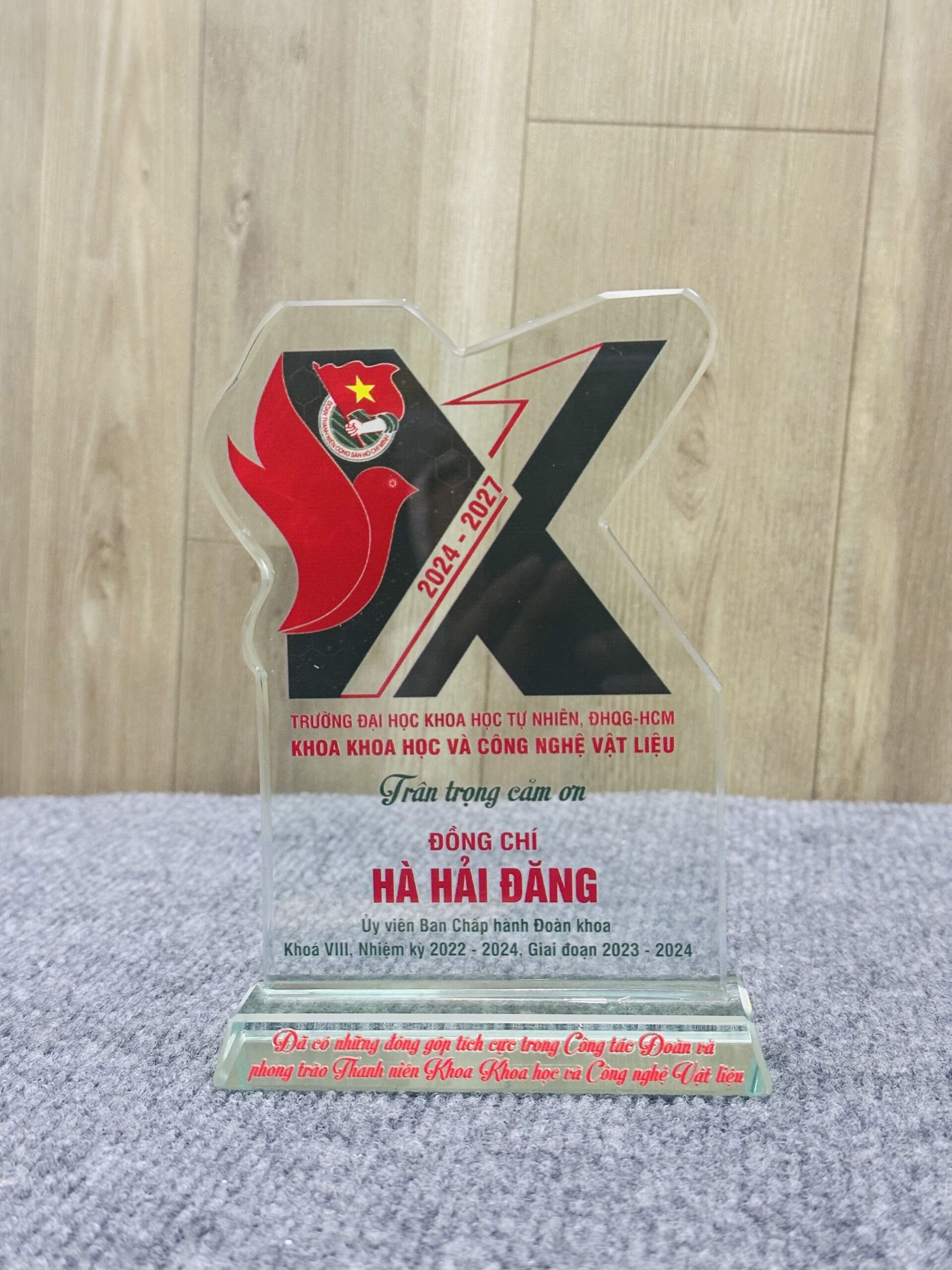 KỶ NIỆM CHƯƠNG CẮT THEO LOGO – THEO MẪU THIẾT KẾ RIÊNG 05 1 z6871824419121 d7c22157b5ba42a8a64cf34a33f27950 scaled