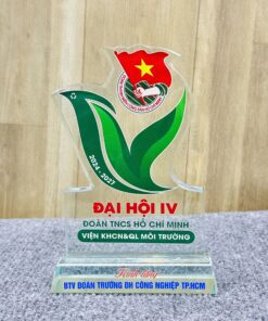 KỶ NIỆM CHƯƠNG CẮT THEO LOGO – THEO MẪU THIẾT KẾ RIÊNG 05 11 z6871824439363 f6fdb6d5ed95c652adb855ac5ddc95fa