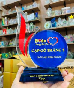 KỶ NIỆM CHƯƠNG CẮT THEO LOGO – THEO MẪU THIẾT KẾ RIÊNG 06 7 z6871828991225 33e4b85868060c3b8815b9bc02a0f991
