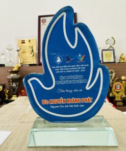 KỶ NIỆM CHƯƠNG CẮT THEO LOGO – THEO MẪU THIẾT KẾ RIÊNG 07