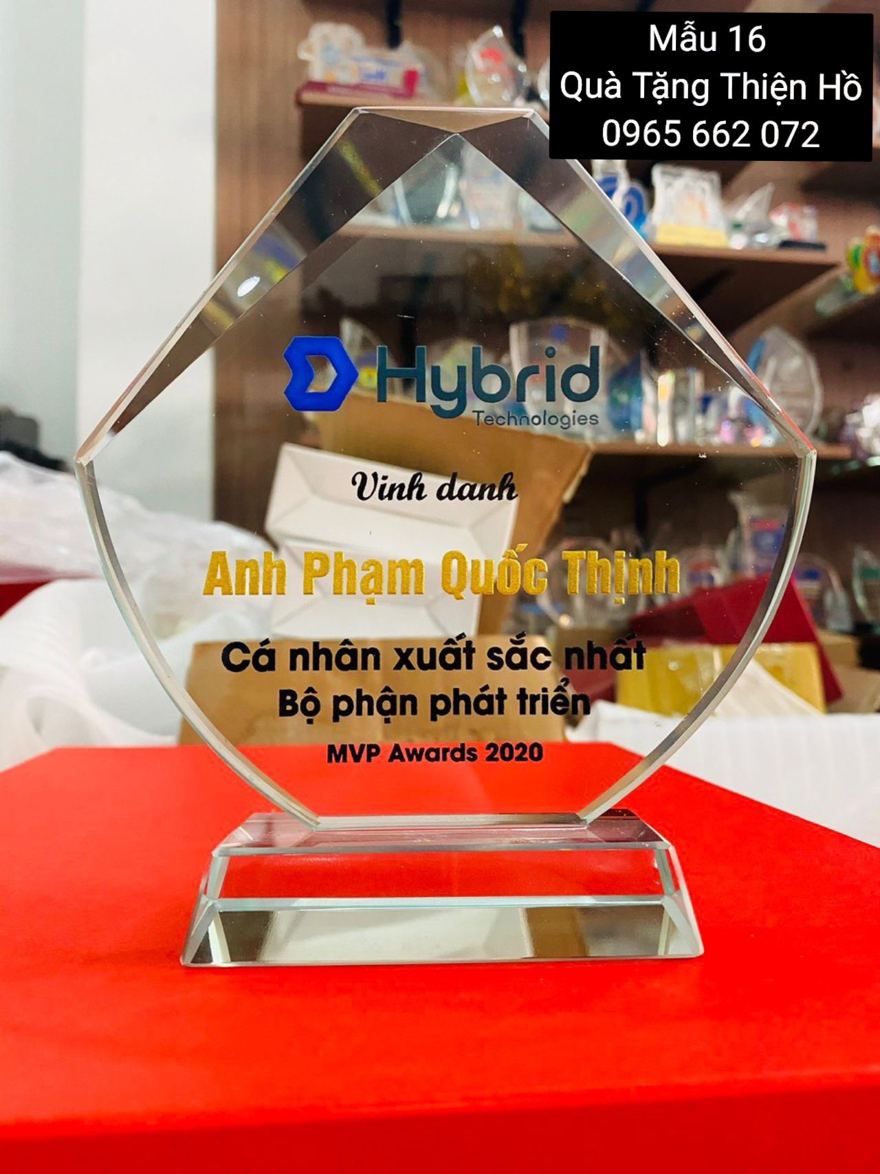 KỶ NIỆM CHƯƠNG THỦY TINH 08 3 21