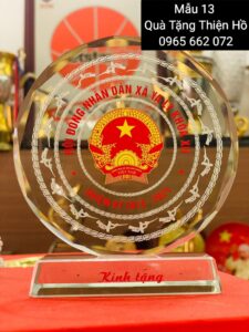 KỶ NIỆM CHƯƠNG THỦY TINH 08 8 23
