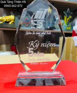 KỶ NIỆM CHƯƠNG THỦY TINH 07 5 27