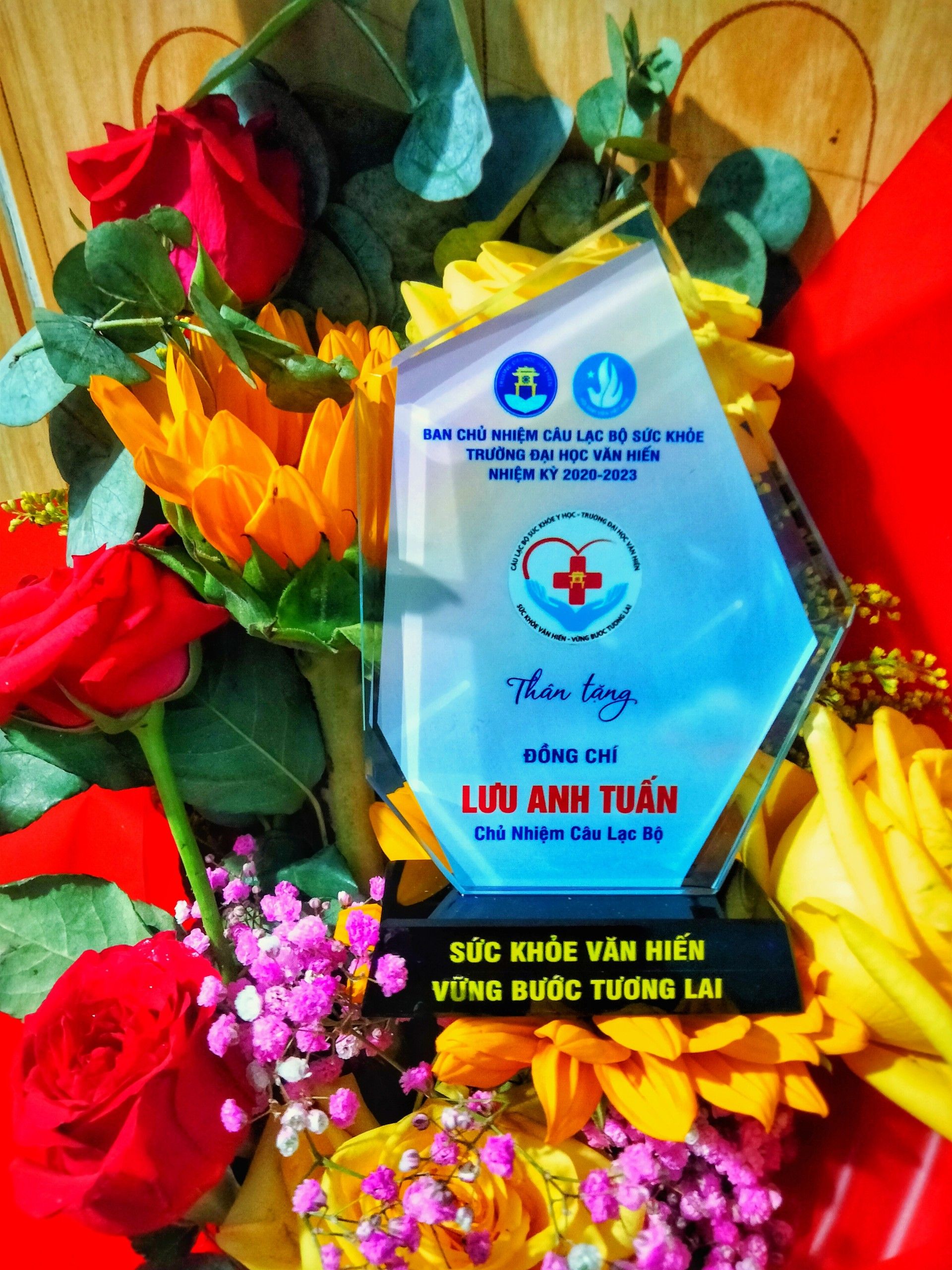 KỶ NIỆM CHƯƠNG THỦY TINH 13 2 3