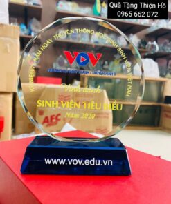 KỶ NIỆM CHƯƠNG THỦY TINH 06 6 30