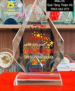 KỶ NIỆM CHƯƠNG THỦY TINH 06