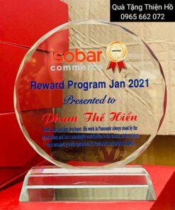 KỶ NIỆM CHƯƠNG THỦY TINH 05 7 33