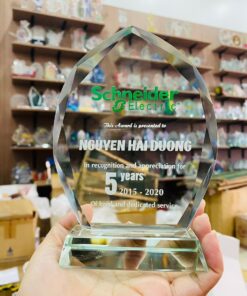 KỶ NIỆM CHƯƠNG THỦY TINH 05