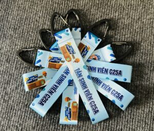 Back to School - Sắc màu sinh động cho năm học mới 4 Móc khoá vải kết hợp móc dây đeo điện thoại