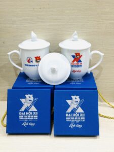 LY SỨ 08 16 IMG 2820