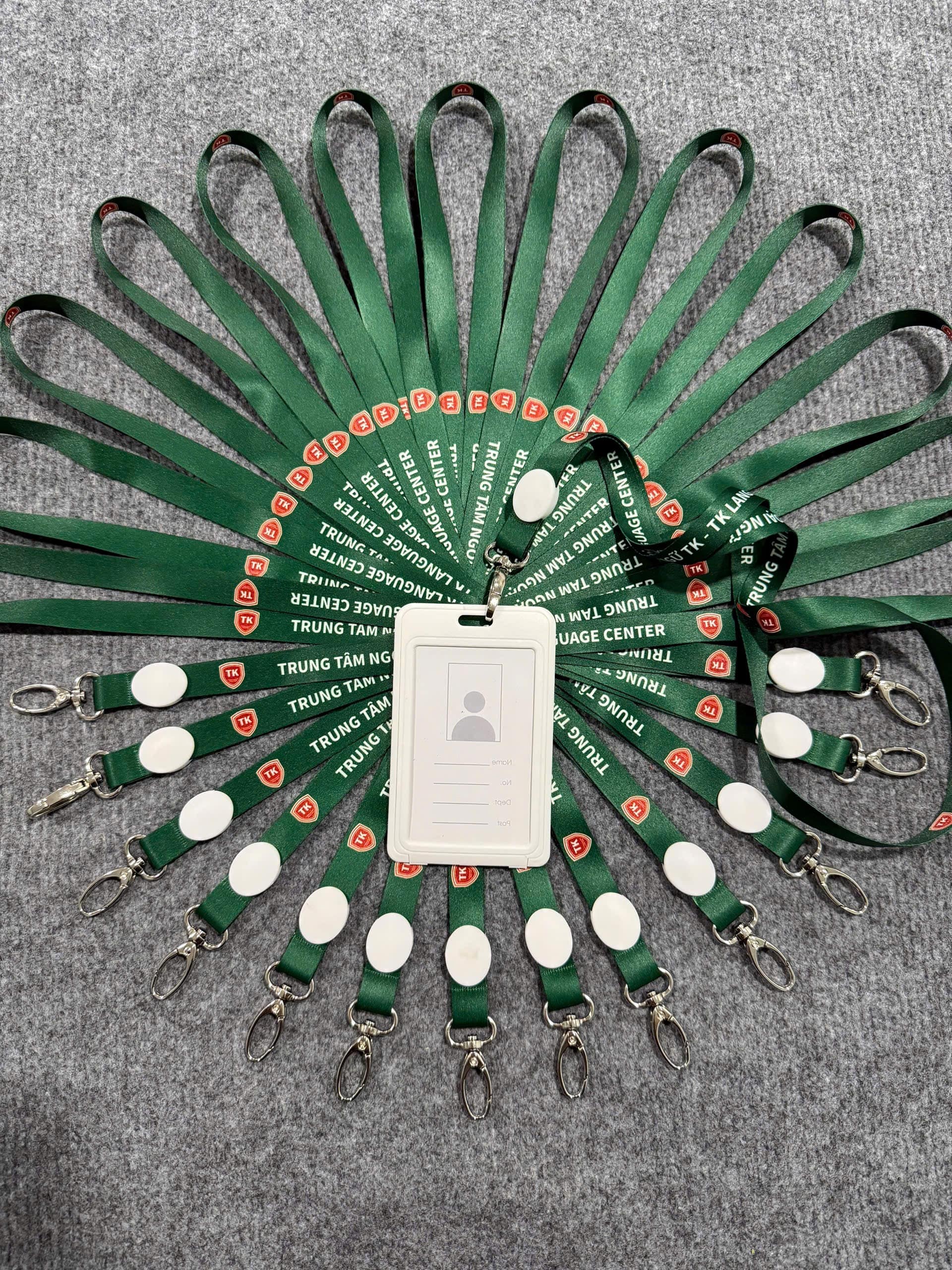 DÂY ĐEO THẺ - THIẾT KẾ THEO YÊU CẦU 32 1 IMG 3071 min