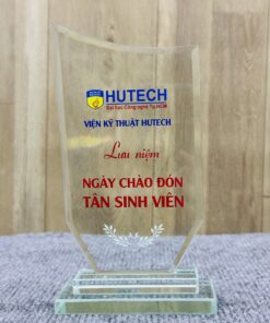 KỶ NIỆM CHƯƠNG THỦY TINH 02 6 Mau cao 1