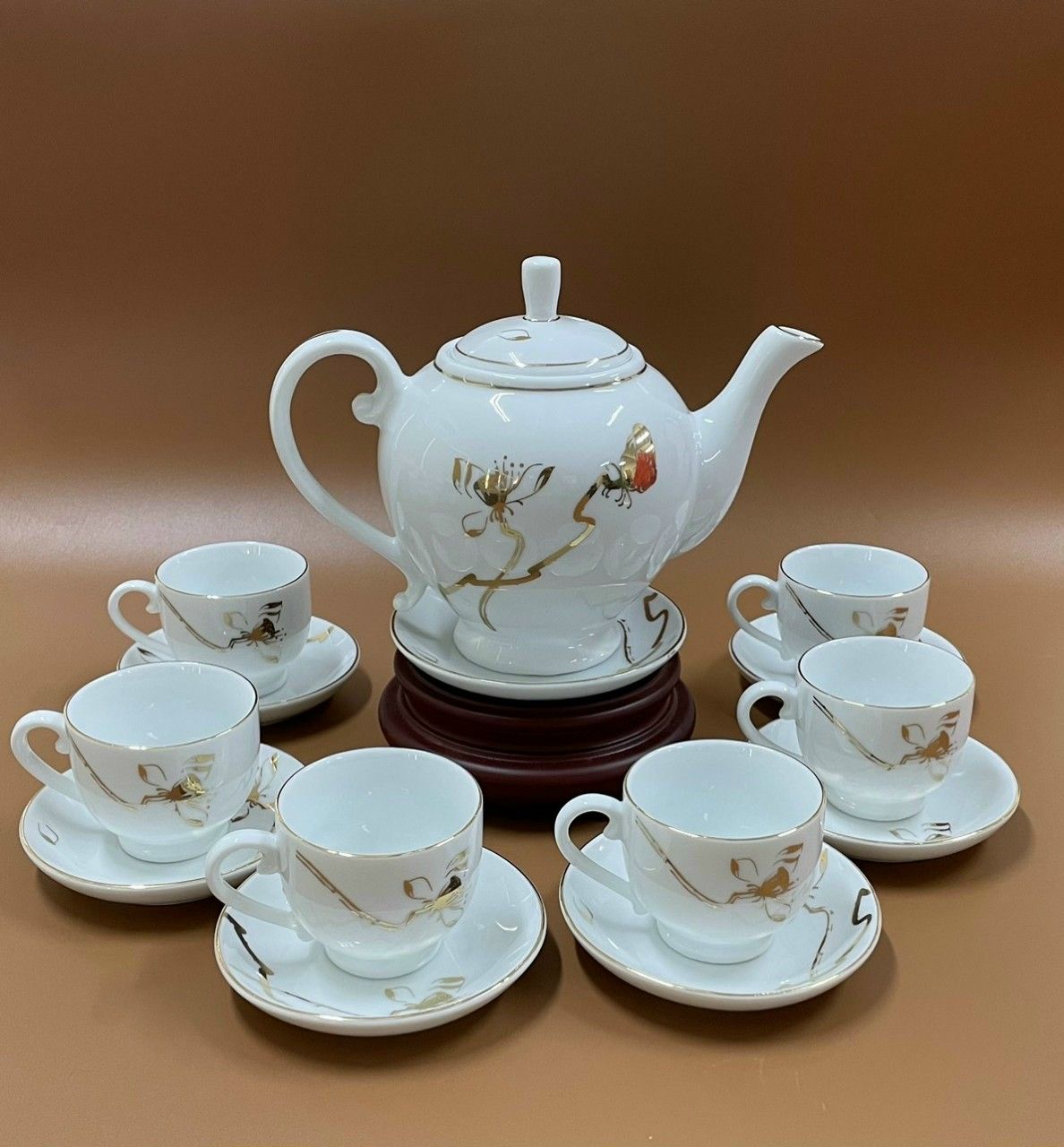 BỘ ẤM TRÀ 07 4 z3937219632315 002 913a26d4321f710b59622491fe61e1dc