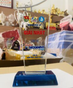 KỶ NIỆM CHƯƠNG THỦY TINH 01 7 z5217026089476 93cfeaadaf5ad0705f53fda88d547a72