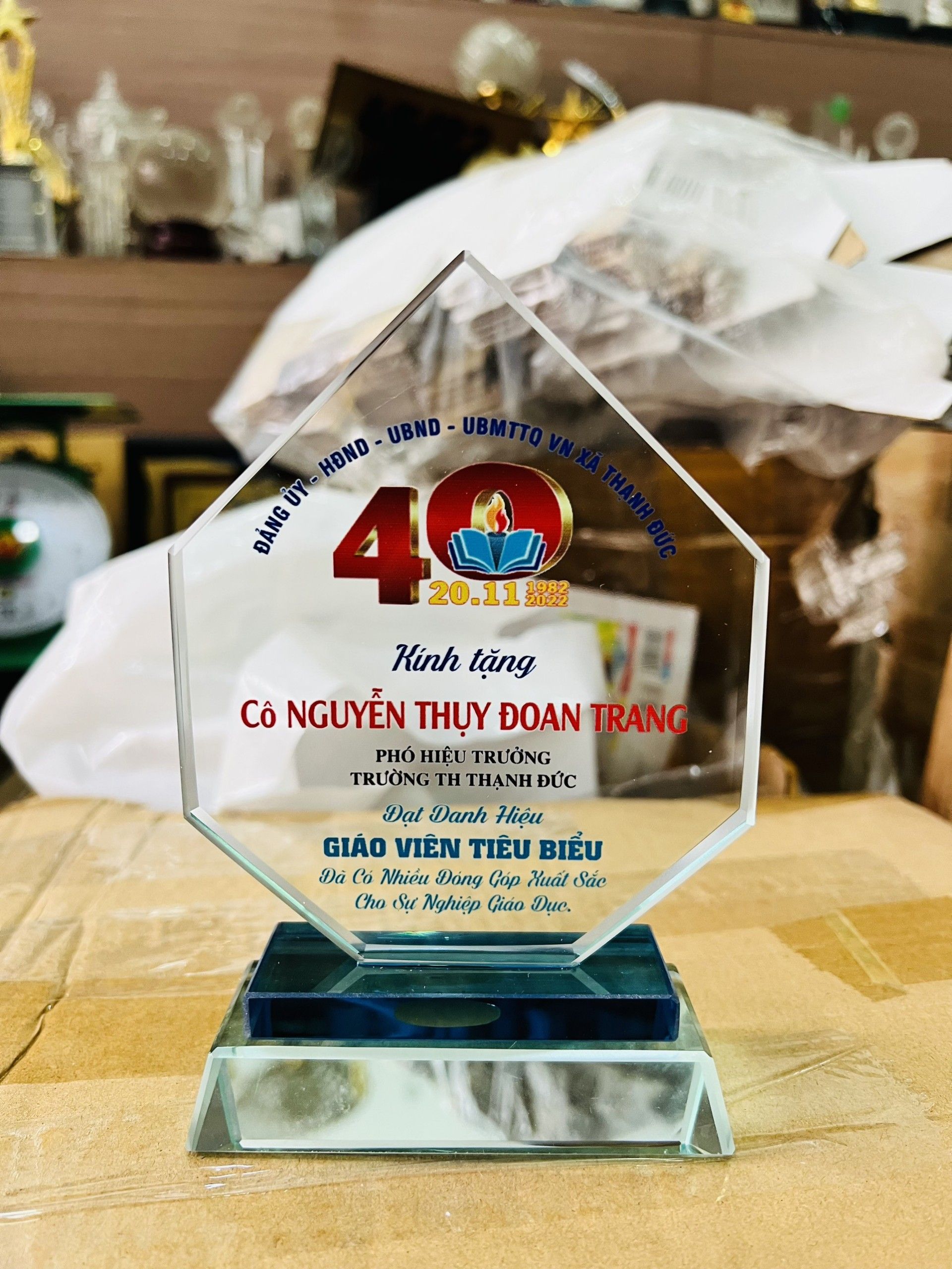 KỶ NIỆM CHƯƠNG PHA LÊ 14 2 z5217026132509 33856367c27d8418bb58f9664f74edf5