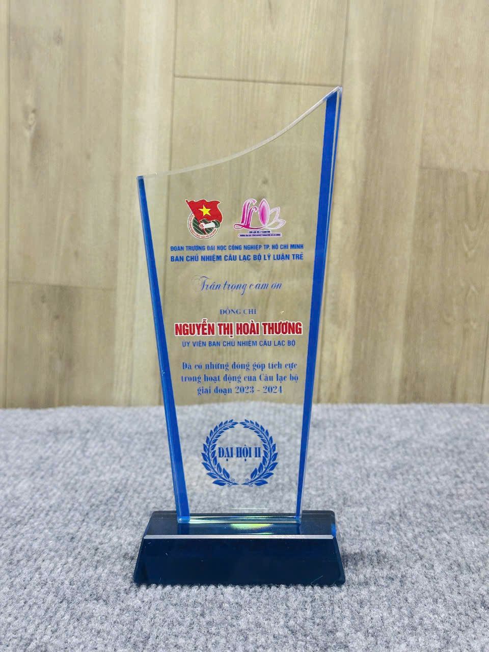 KỶ NIỆM CHƯƠNG PHA LÊ 18 1 z6152794144018 1bea9b37e97dd9066fa5e88a01de496f