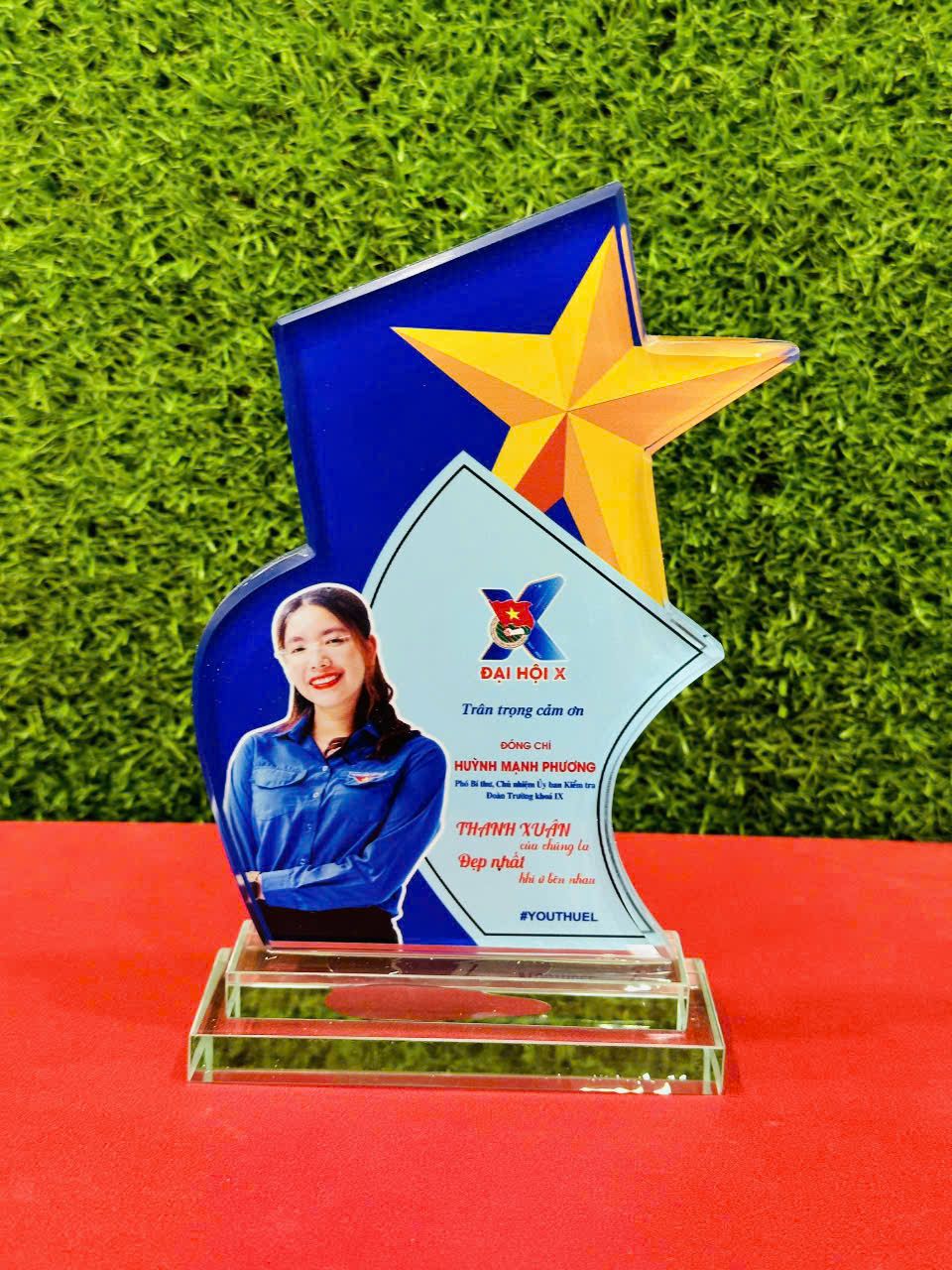 KỶ NIỆM CHƯƠNG PHA LÊ 17 4 z6152794153247 20b21780790a9029c8804ab69aae576f