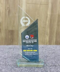 KỶ NIỆM CHƯƠNG PHA LÊ 11 5 z6152794444768 bcb9f01365f05f761489bf4e24999464