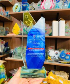 KỶ NIỆM CHƯƠNG PHA LÊ 10 5 z6152800979793 fa4105dcb8d49af76d31ec6a4b1ffb7f