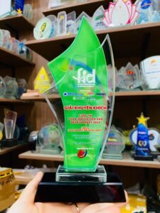 KỶ NIỆM CHƯƠNG PHA LÊ 10