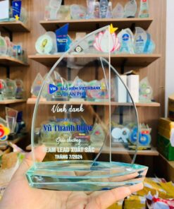 KỶ NIỆM CHƯƠNG PHA LÊ 08 5 z6164130552643 d870bb60962712d70797436908dd7b22