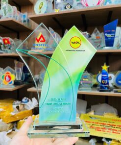 KỶ NIỆM CHƯƠNG PHA LÊ 04 7 z6356735462521 ef4190d9ca9a815c168452d2eaca45f0