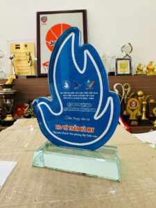 KỶ NIỆM CHƯƠNG PHA LÊ 16