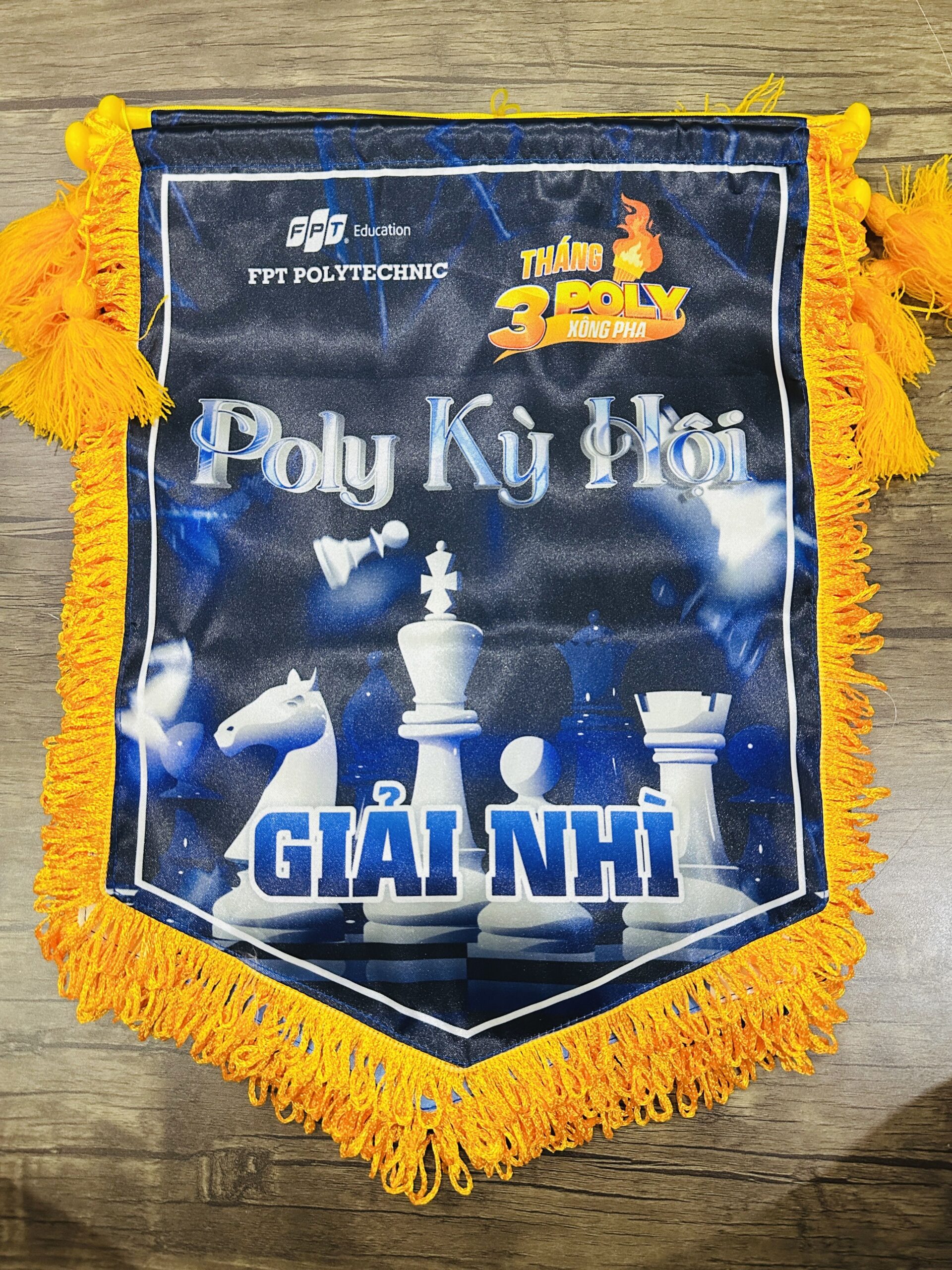 CỜ LƯU NIỆM 12 6 z6871660238991 4de2fbcad23e8d431b5d4271995129d4 scaled