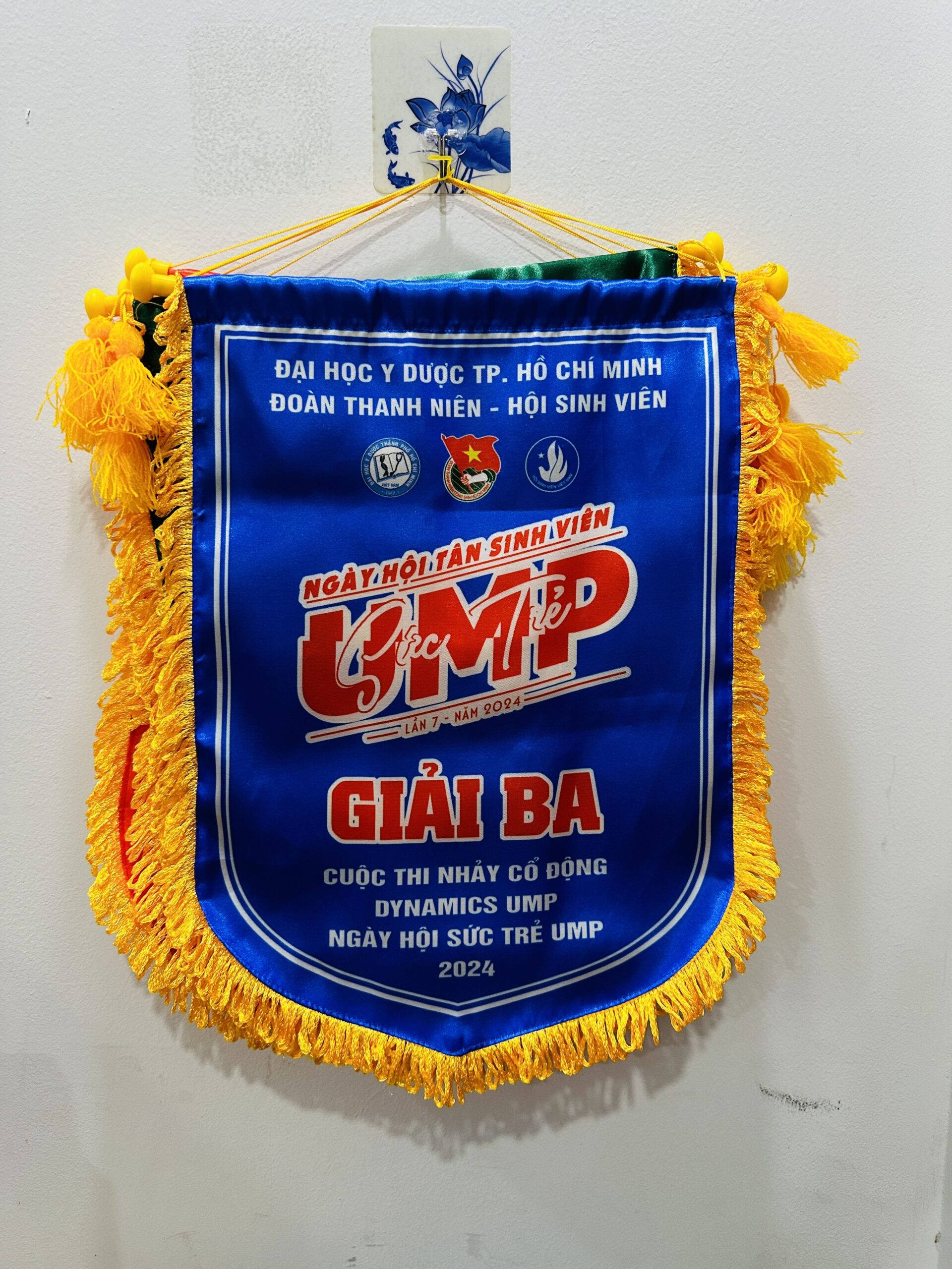 CỜ LƯU NIỆM 07 6 z6871660392137 376d3e37f55572ef72ad3a29a337f801 scaled