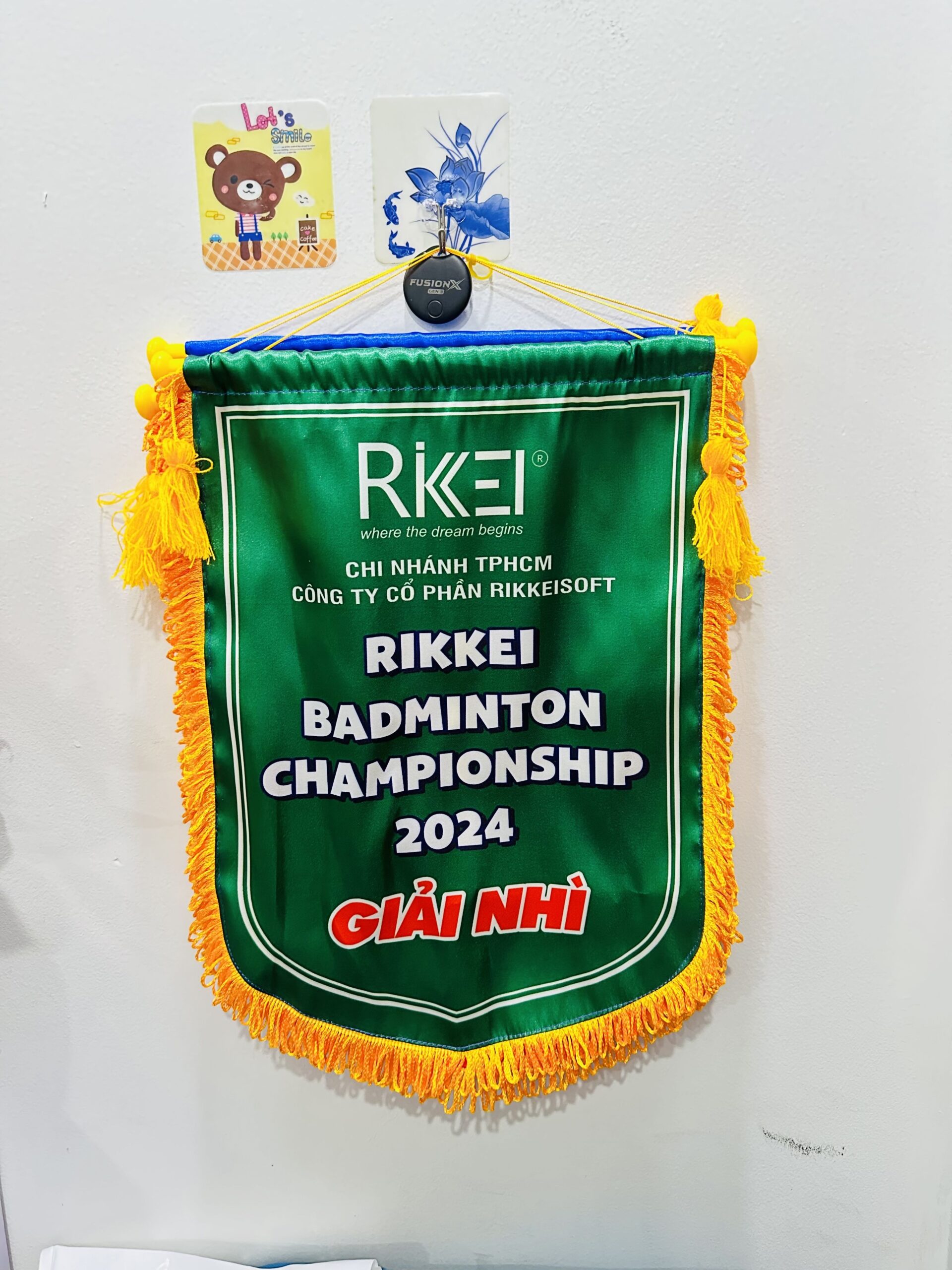 CỜ LƯU NIỆM 06 3 z6871660475904 5d22e040cdac1645d97b9f23cdaca082 scaled