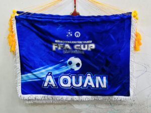 CỜ LƯU NIỆM 04 12 z6871662903808 66e4f85483ccb7fd8fd8652cca4c63a3