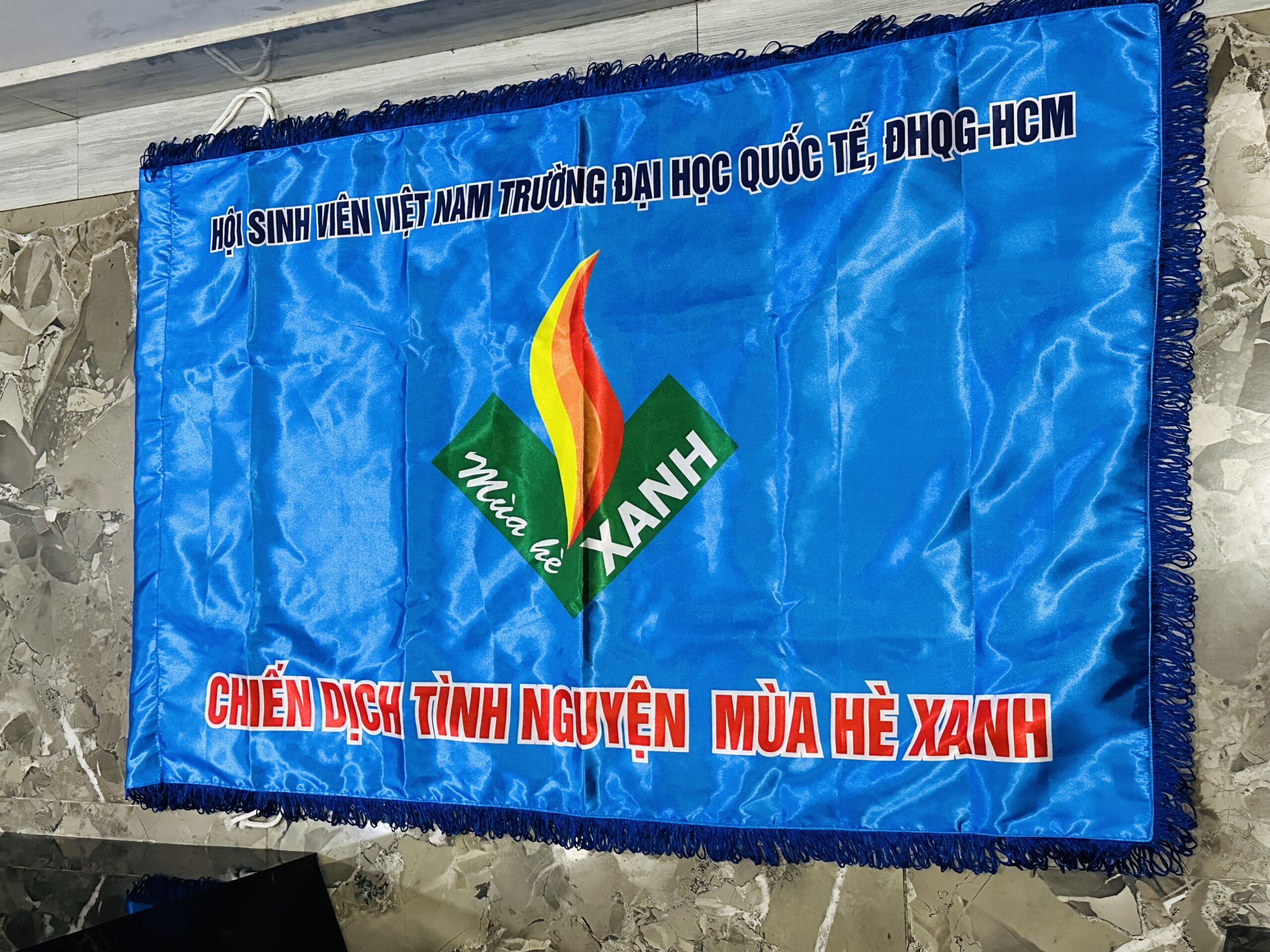 CỜ LƯU NIỆM 03 1 z6871662941295 d375517a3a8d19296360c5f3c9c6ce2b scaled