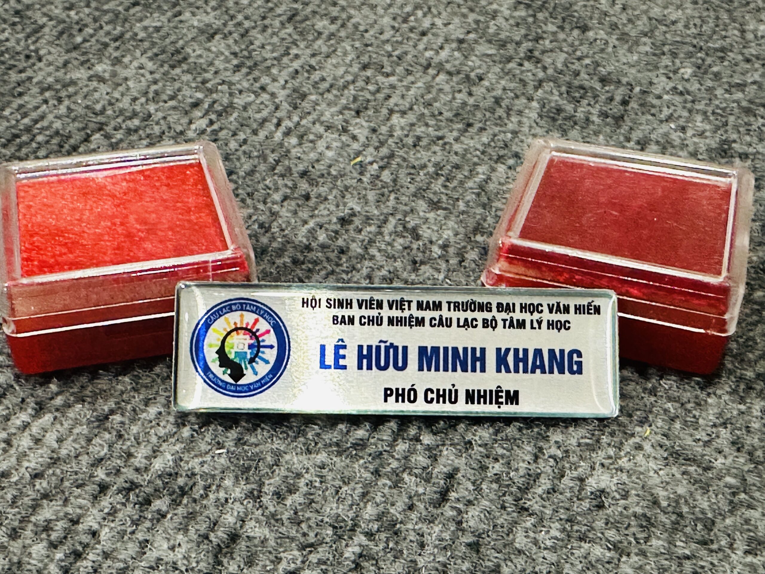 BẢNG TÊN CÀI ÁO IN 10 3 z6871668176869 615bf17318a14bedd1c23bf14911a845 scaled