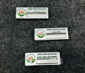 BẢNG TÊN CÀI ÁO IN 07 8 z6871668251248 2f14750260a59cfd75ef0bc90ffba11c