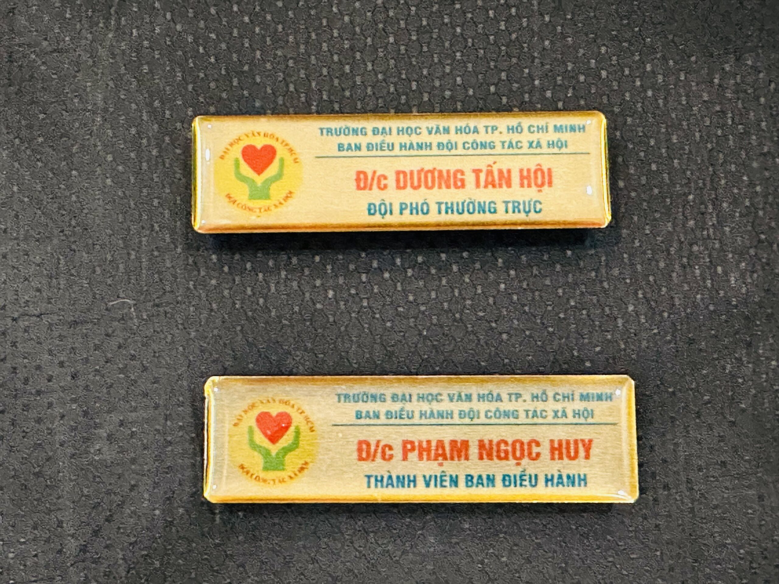 BẢNG TÊN CÀI ÁO IN 05 3 z6871668267048 4964ff123b41925b74c7f67c33a58da7 scaled