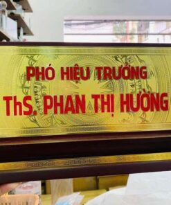 BẢNG CHỨC DANH ĐỂ BÀN 06