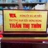 BẢNG CHỨC DANH ĐỂ BÀN 02