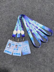 THẺ TÊN NHỰA 06 8 z6871725569901 a831ab8f3f1cc4da4c79b4a3a95a2b79