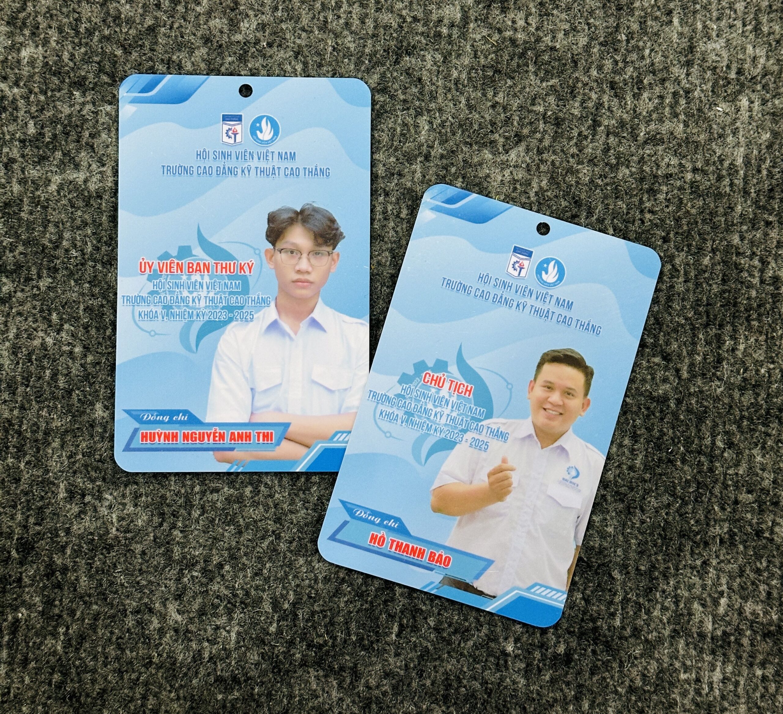 THẺ TÊN NHỰA 03 3 z6871725637100 7ab810732076ab79753ac42372e79e8b scaled