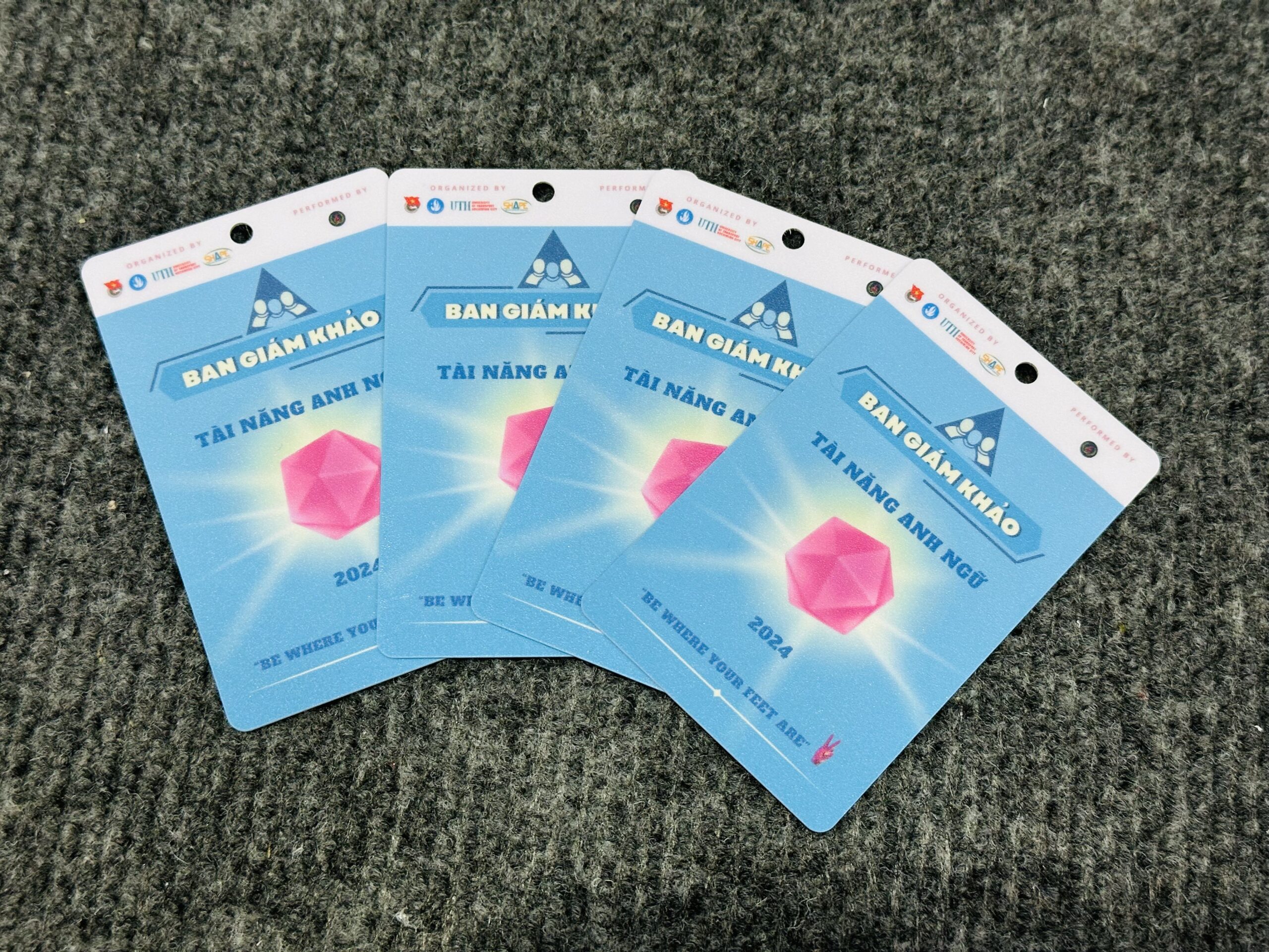 THẺ TÊN NHỰA 13 4 z6871725699686 0f1bd6cbad6bd143e8355a49f730f044 scaled