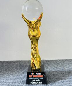 CÚP KIM LOẠI 03 9 z6871798881128 3334e4fefa16e45d77df6a30006b4da7