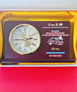 ĐỒNG HỒ 10 9 z6871840681288 e1e3963941df194d69c8737187354732