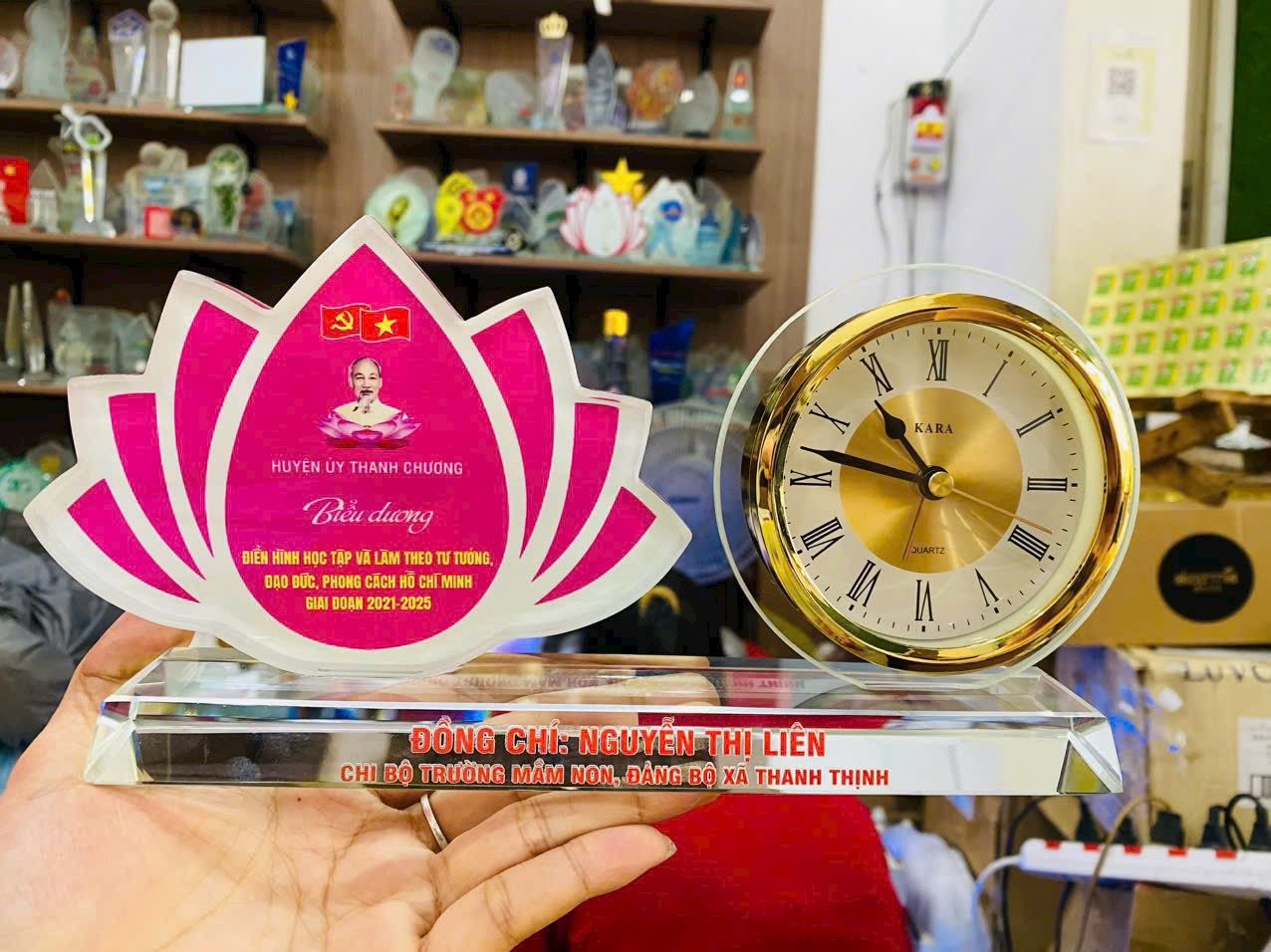 ĐỒNG HỒ 09 1 z6871840737026 0728a5c1fd732557e0f31a358f98132c