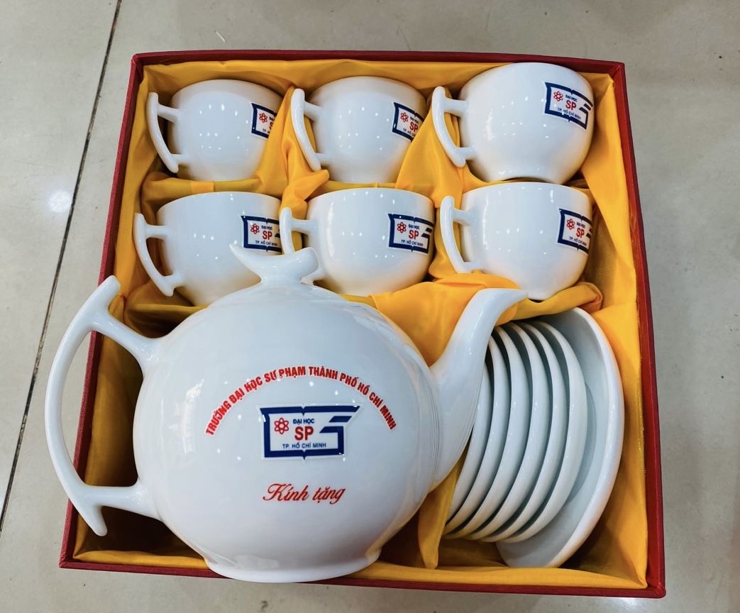 BỘ ẤM TRÀ 06 1 z6871853720690 2642495af19ee3505ce5aef9fe3a787e